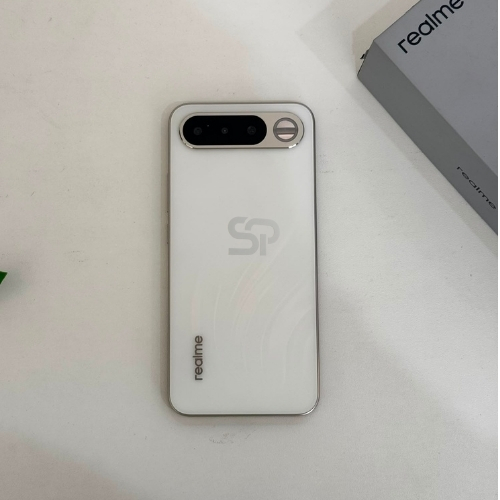 Realme 16 Pro